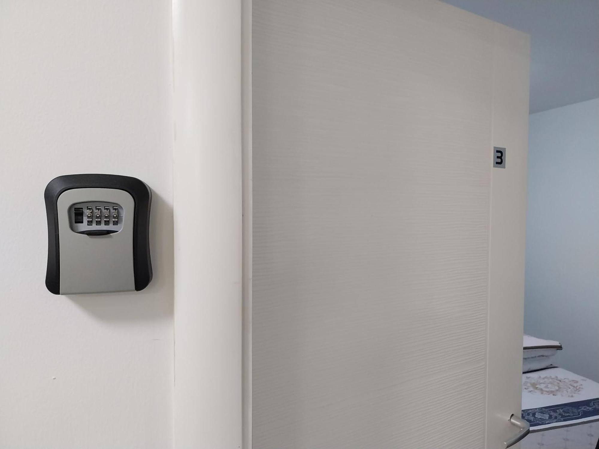Dm Hostel And Apartments Σκόπια Εξωτερικό φωτογραφία